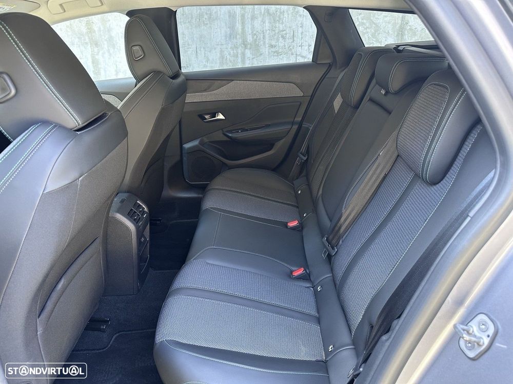 Peugeot 308 SW 1.6 Hybrid Allure Pack e-EAT8 - 20