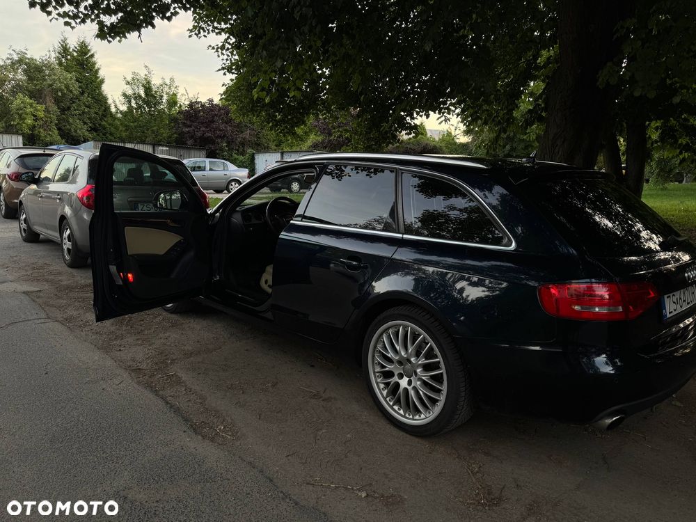 Audi A4 Avant 2.0 TFSI multitronic S line Sportpaket (plus) - 22