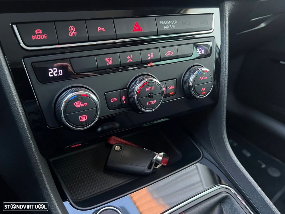 SEAT Leon ST 1.4 TSI FR S/S - 11