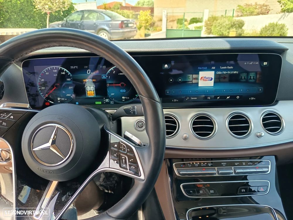 Mercedes-Benz E 300 - 5