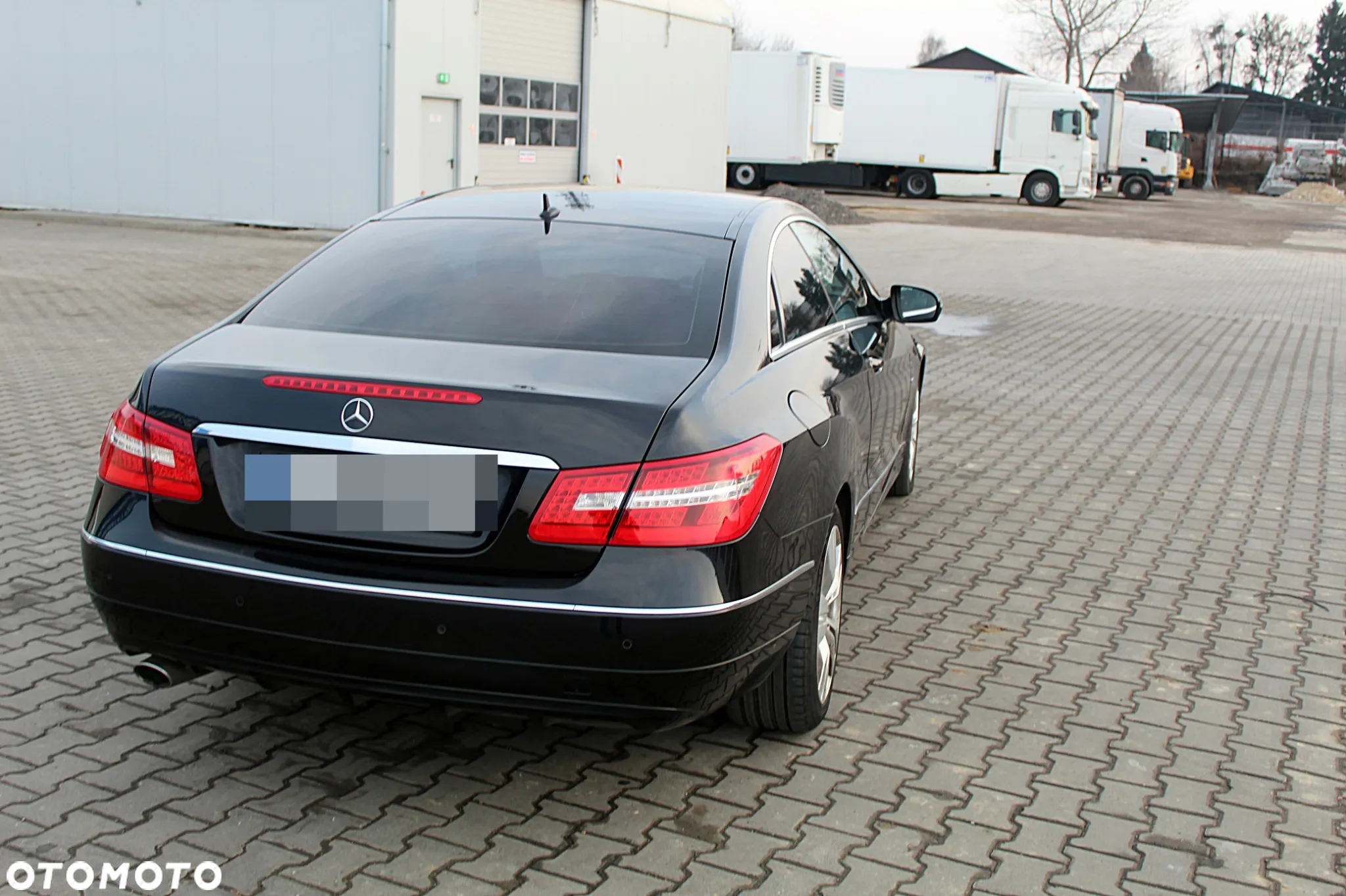 Mercedes-Benz Klasa E 250 CDI DPF Cabrio BlueEFFICIENCY 7G-TRONIC Avantgarde - 5
