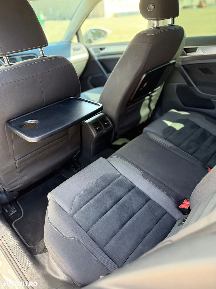 Volkswagen Golf 1.6 TDI Comfortline - 19