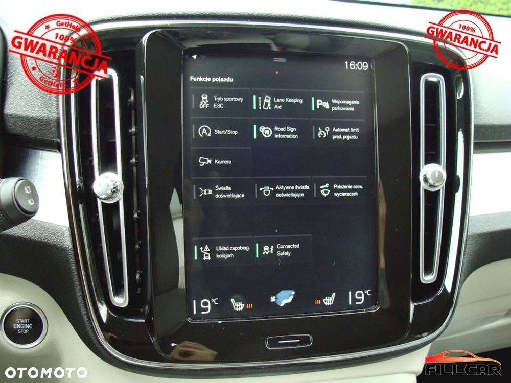 Volvo XC 40 D3 SCR Momentum - 24