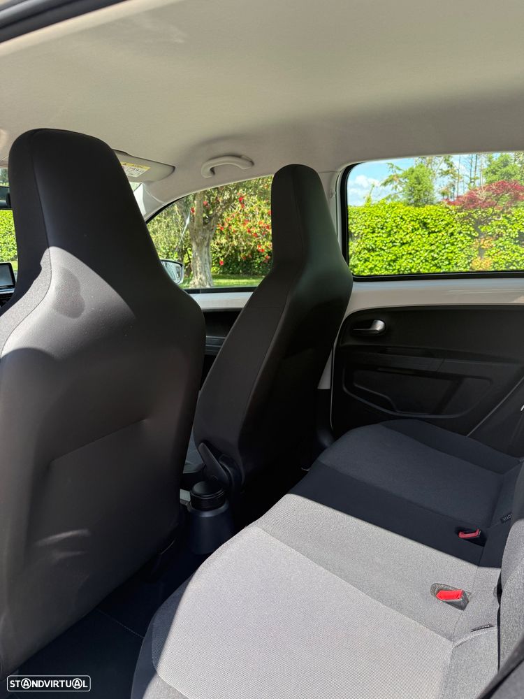 VW Up! 1.0 BlueMotion Move - 13
