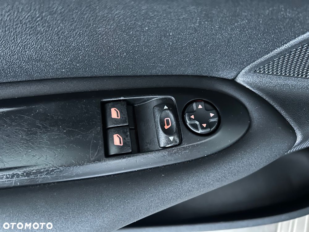 Citroën C4 1.4 VTi Attraction - 17