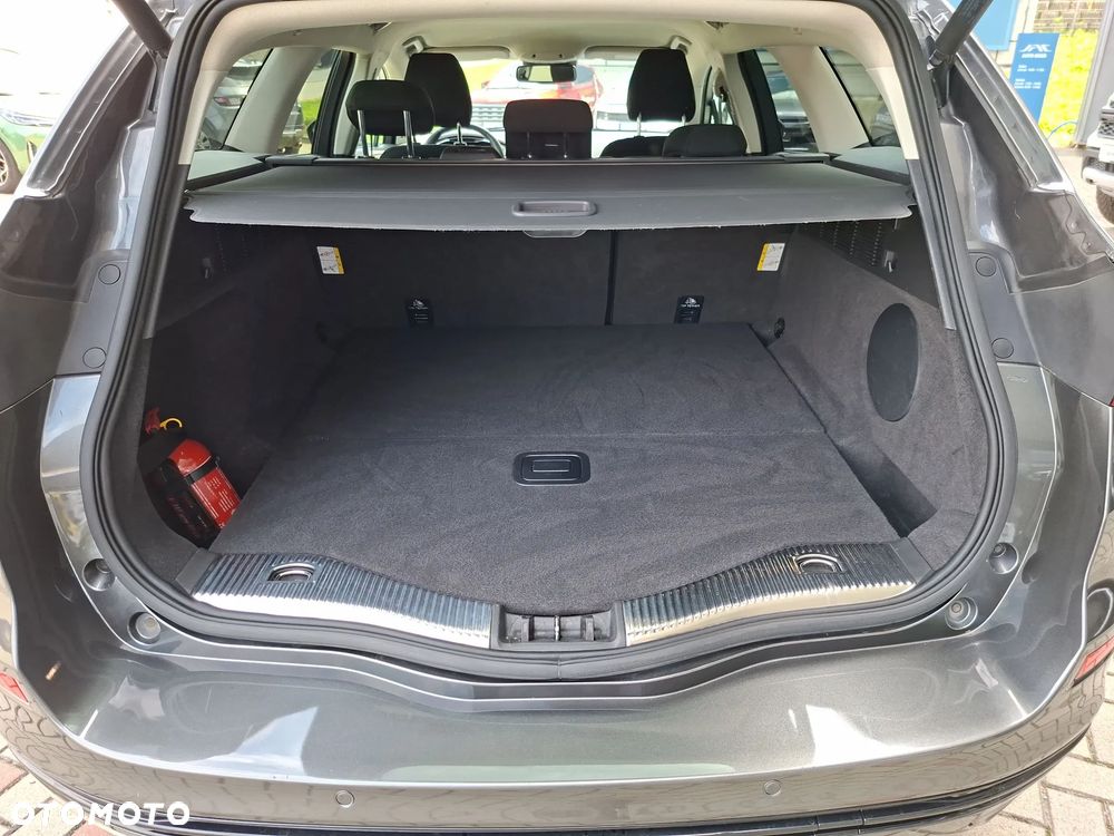 Ford Mondeo 2.0 EcoBlue Titanium - 28