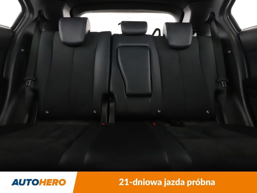 Mitsubishi Eclipse Cross - 16