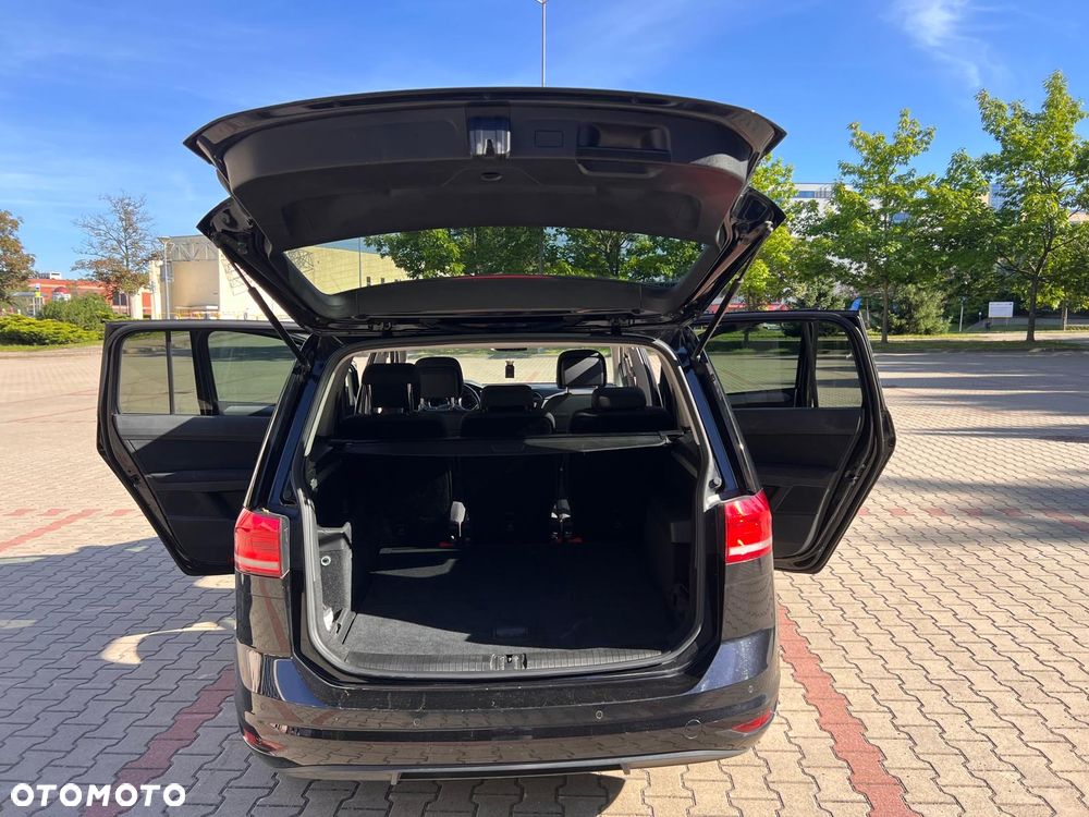 Volkswagen Touran 1.6 TDI BMT Comfortline - 9