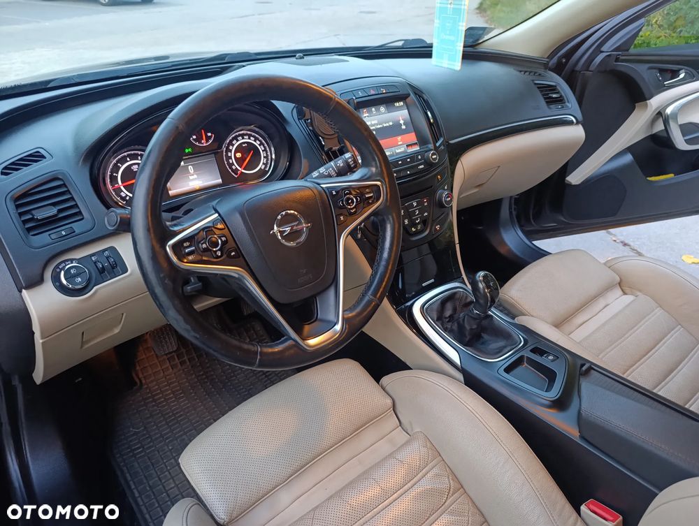 Opel Insignia - 20