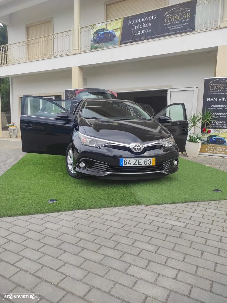 Toyota Auris 1.6 D-4D Comfort+Navi - 3