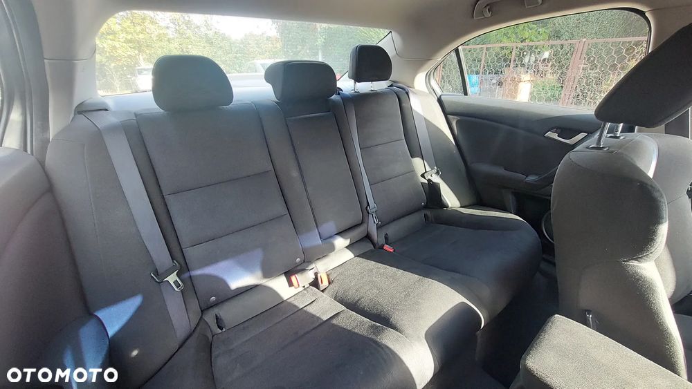 Honda Accord 2.0 Elegance - 12