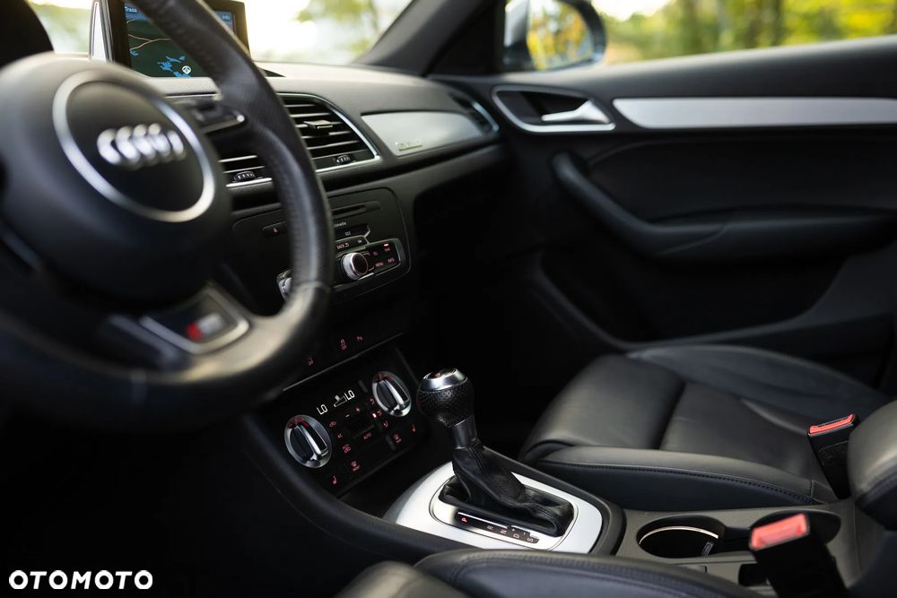 Audi Q3 2.0 TDI Quattro S tronic - 37