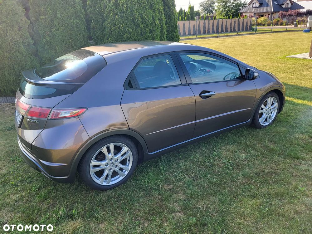 Honda Civic 1.8 Comfort - 6