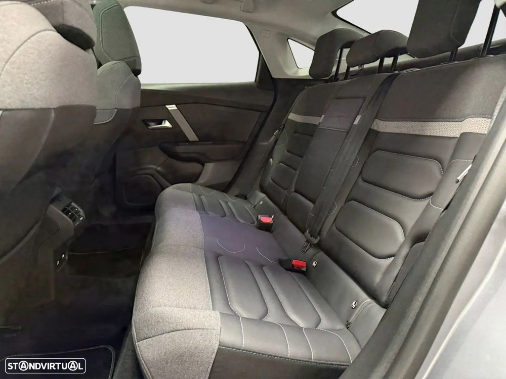 Citroën C4 X 1.2 PureTech Max EAT8 - 11