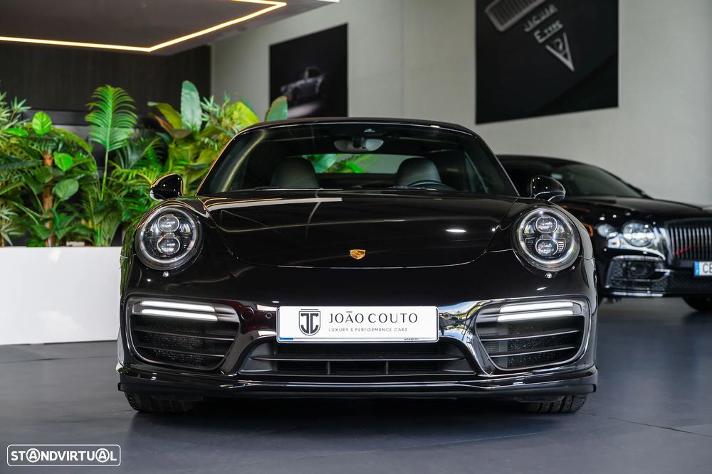 Porsche 911 (991) Turbo S Cabriolet - 4
