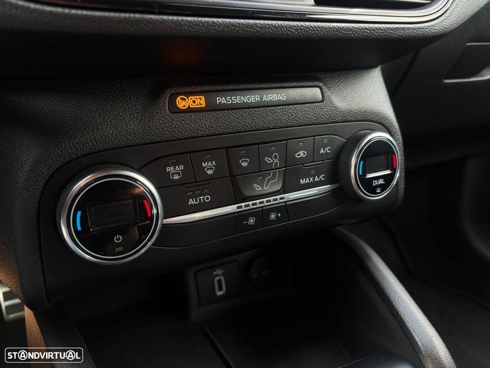 Ford Focus SW 1.5 TDCi EcoBlue ST-Line - 14
