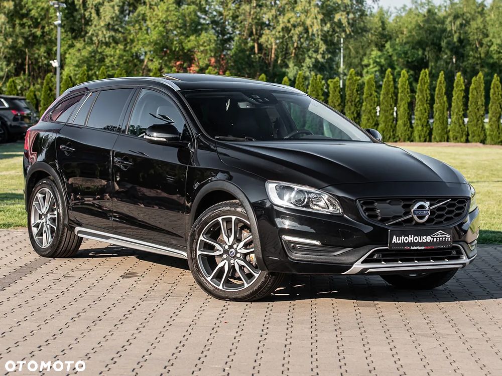Volvo V60 Cross Country - 2