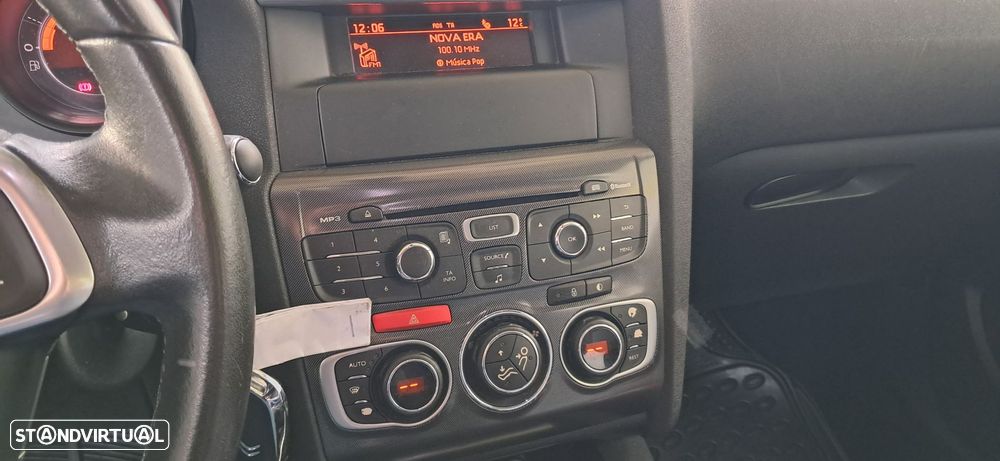 Citroën C4 1.6 HDi Seduction - 7