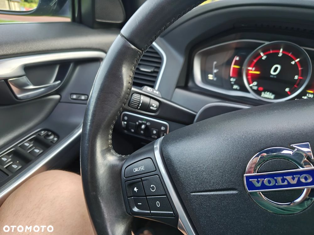 Volvo XC 60 D3 Ocean Race - 31