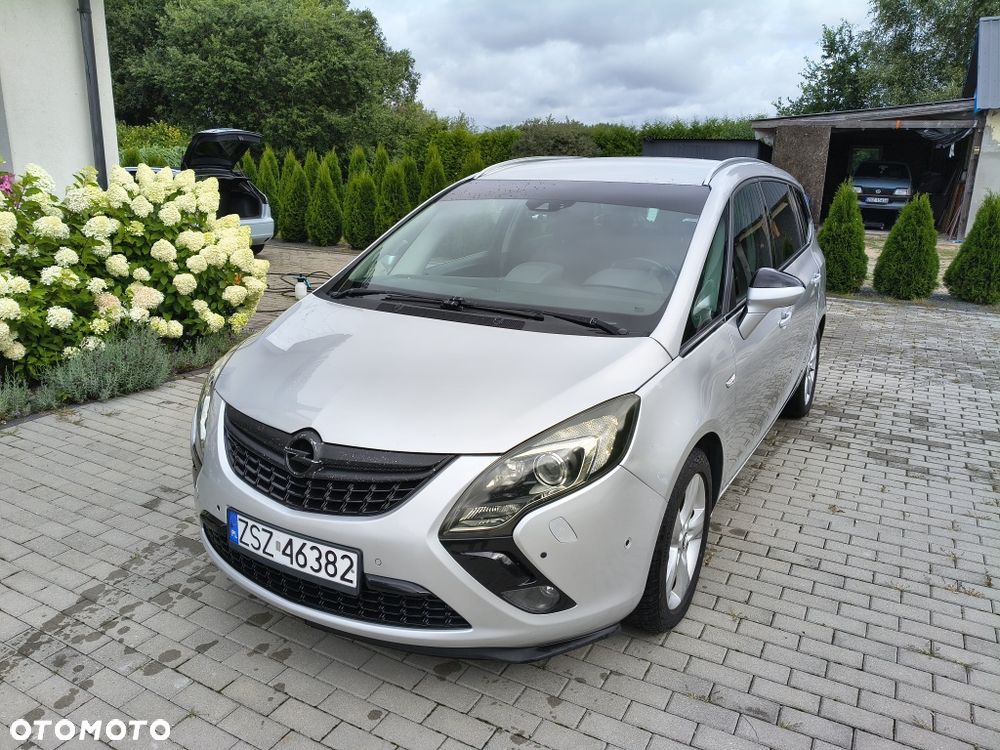 Opel Zafira - 1