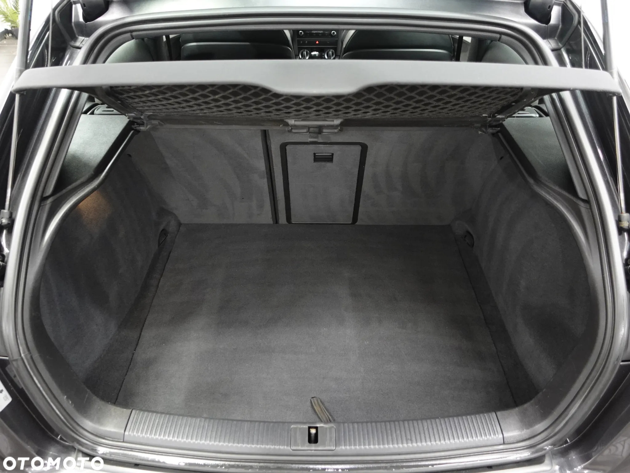 Audi A3 2.0 TDI Sportback DPF quattro S line Sportpaket - 26