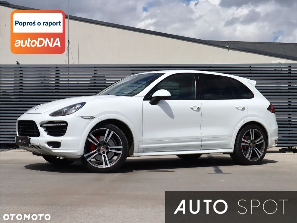 Porsche Cayenne GTS - 1