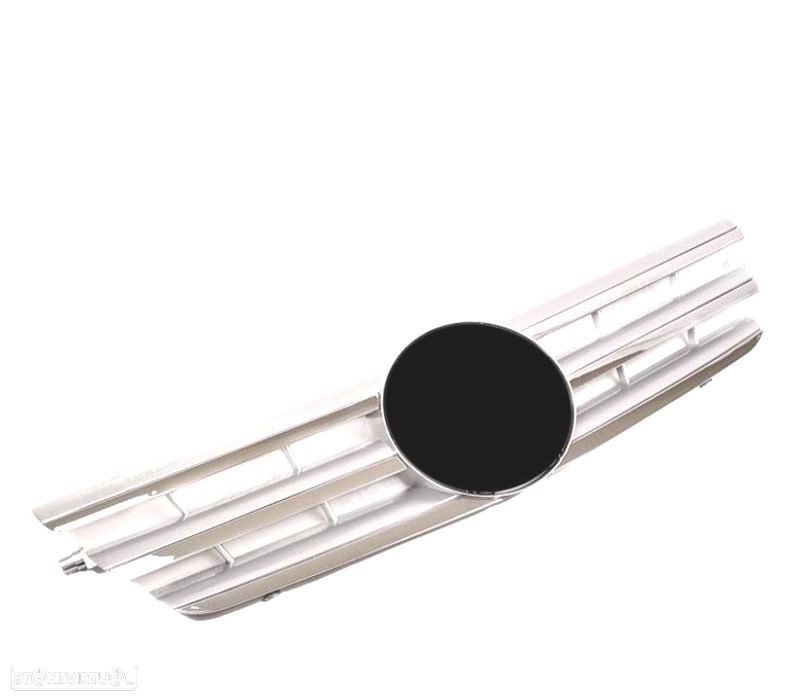 GRELHA FRONTAL SPORT MERCEDES C W203 COUPE 00-04 PRATA CROMADO - 3