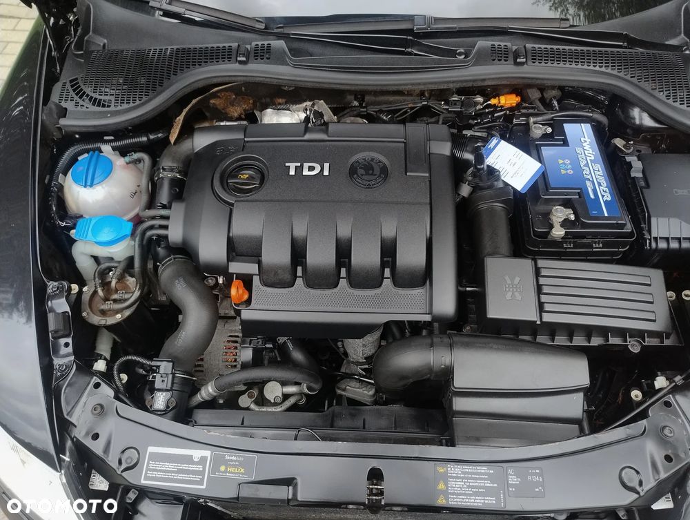 Volkswagen up! club - 40