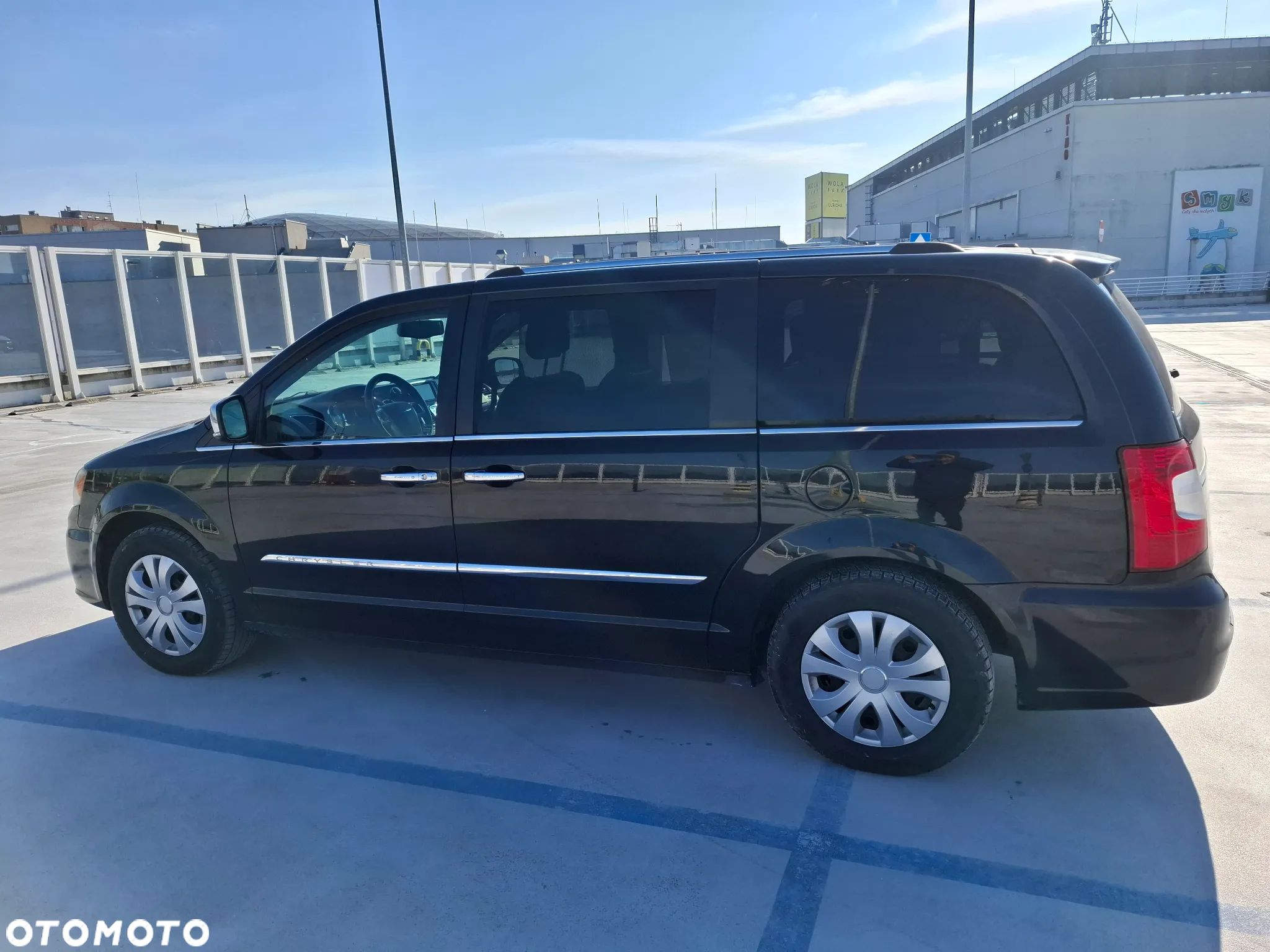 Chrysler Town & Country 3.6 Limited - 1
