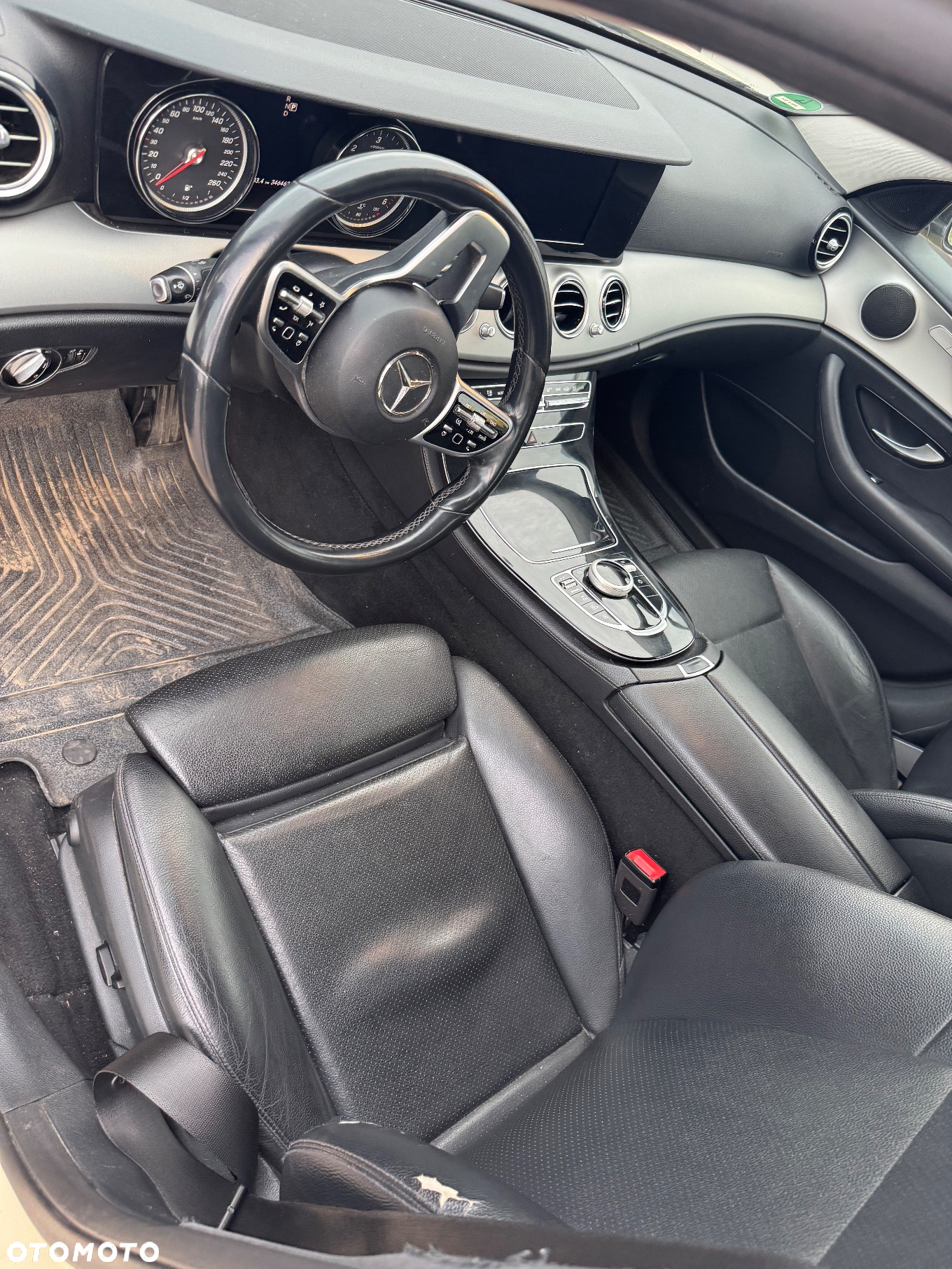Mercedes-Benz Klasa E 200 d 9G-TRONIC Avantgarde - 33