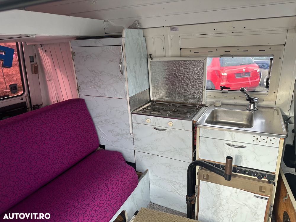 Renault Trafic - 12