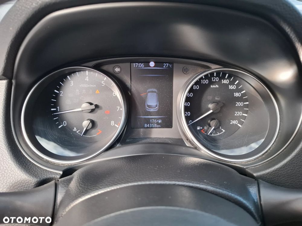 Nissan Qashqai 1.3 DIG-T ACENTA - 24
