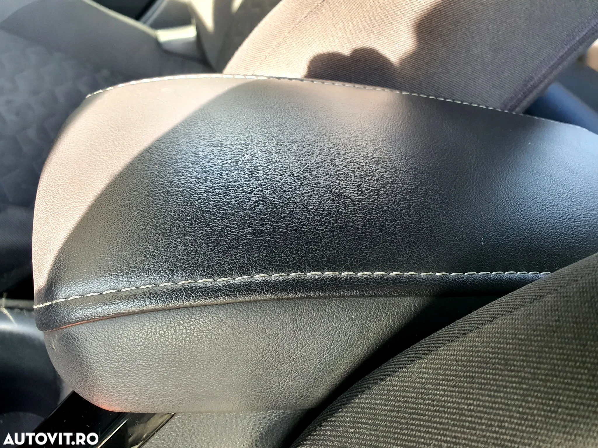 Toyota Corolla 1.8 Hybrid Touring Sports Business Edition - 24