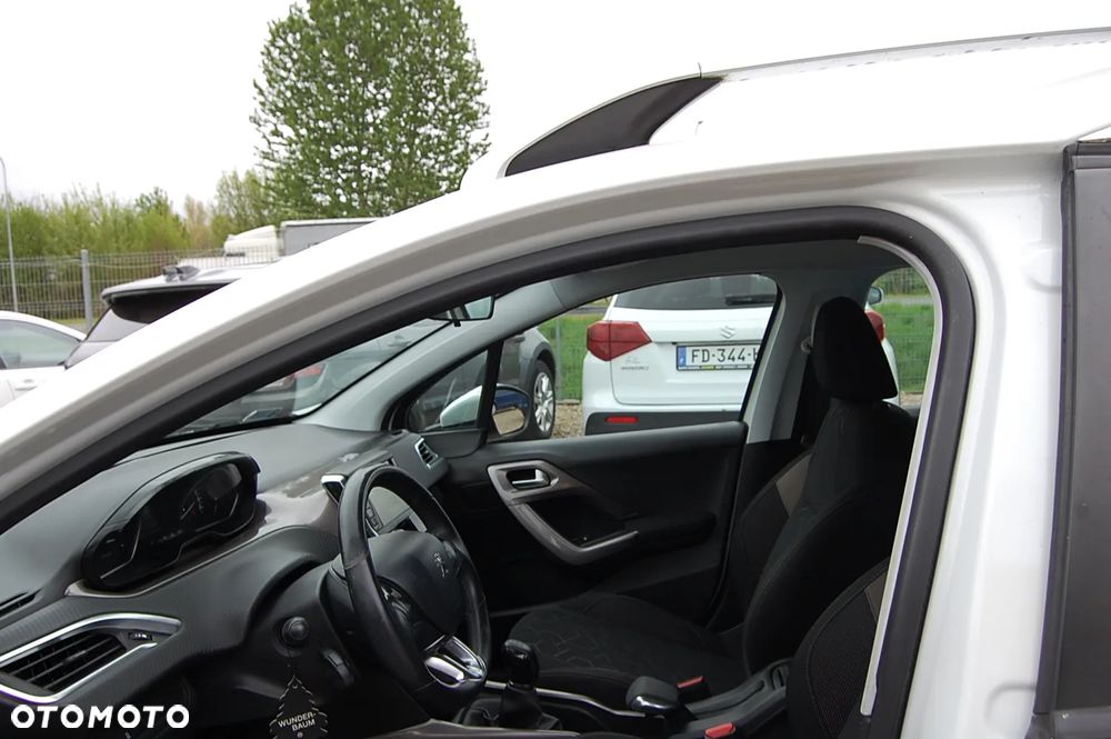Peugeot 2008 - 18