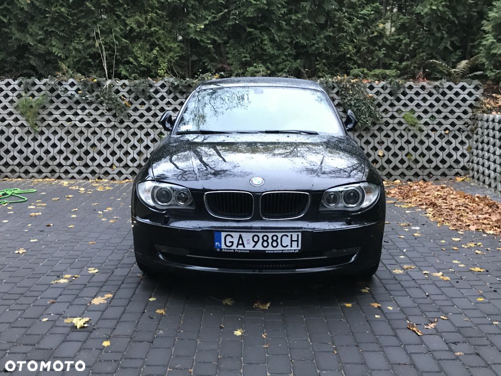 BMW Seria 1 118d DPF - 1