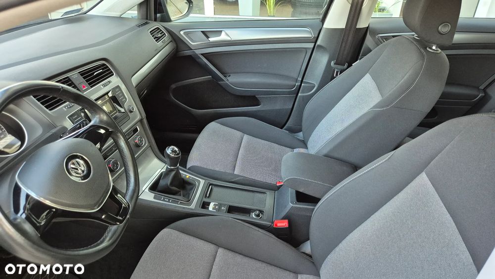 Volkswagen Golf 1.2 TSI BMT Trendline EU6 - 31