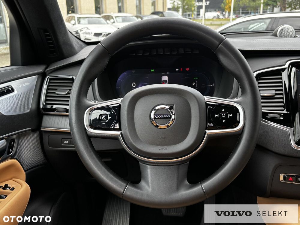 Volvo XC 90 - 24