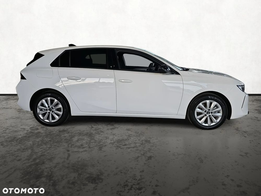 Opel Astra 1.2 T mHEV Edition S&S eDTC - 4