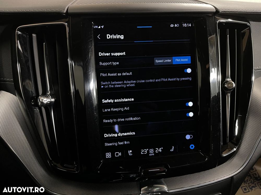 Volvo XC 60 T6 AWD Recharge Geartronic Inscription - 21