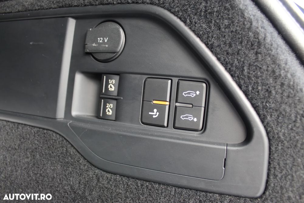 Volkswagen Touareg 3.0 V6 TDI BMT - 35