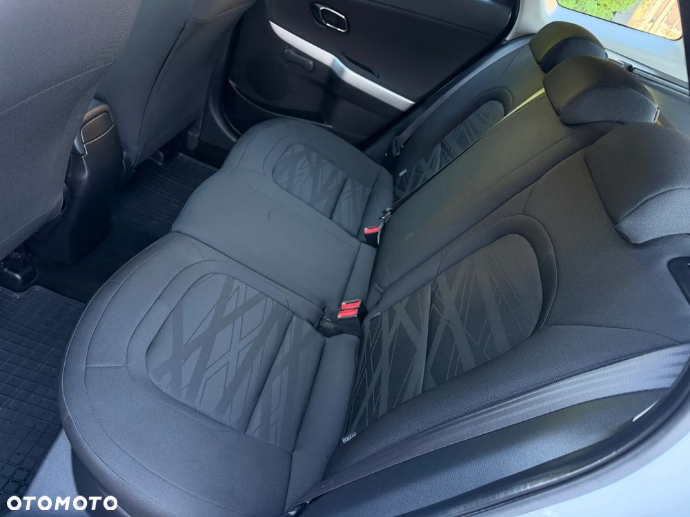 Kia Ceed 1.4 S - 30