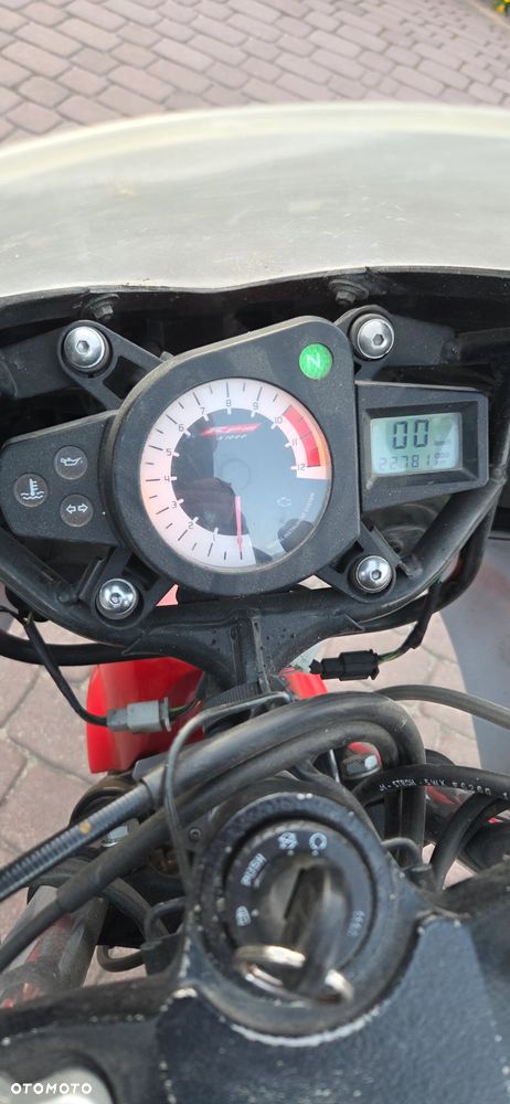 Yamaha TZR - 5