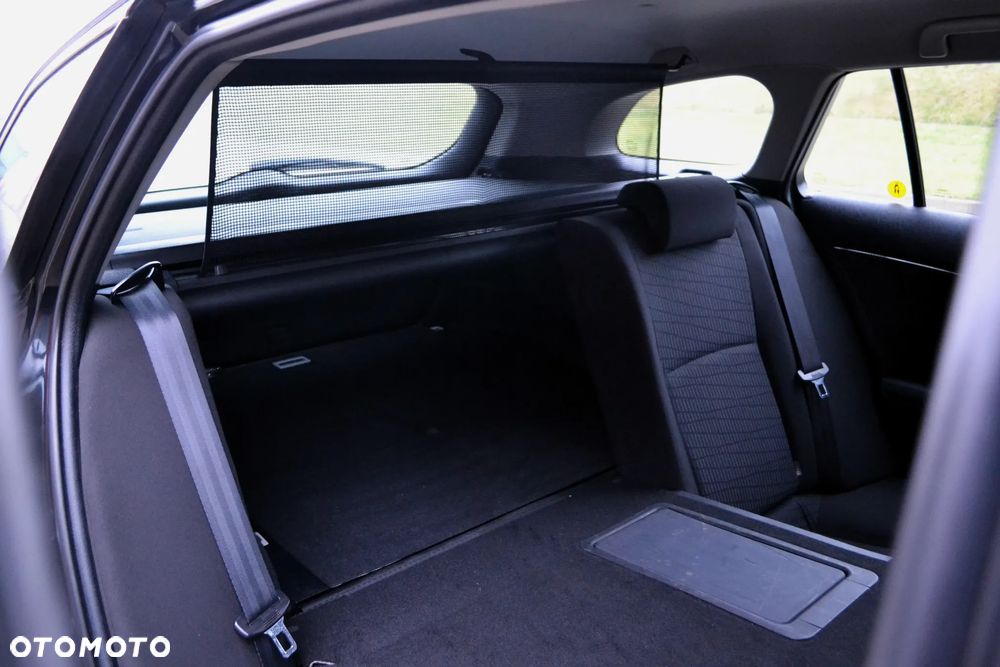 Toyota Avensis 2.0 D-4D Team - 14