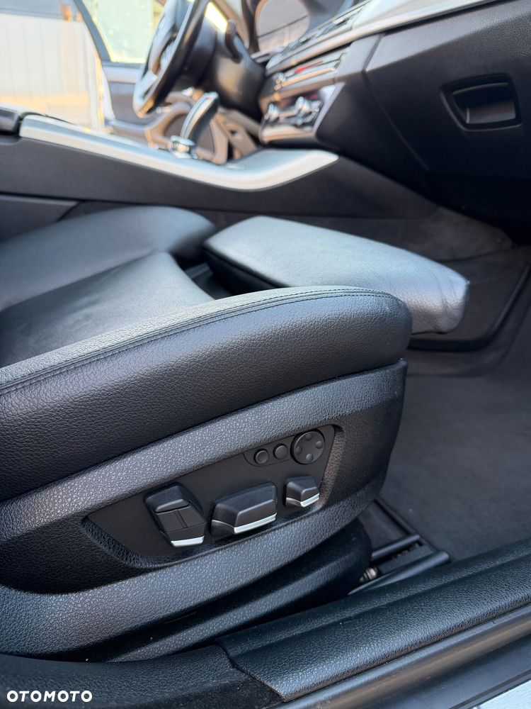 BMW Seria 5 520d - 26