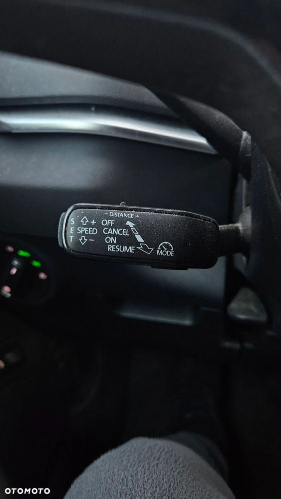 Skoda Karoq 2.0 TDI SCR 4x4 DSG Style - 5