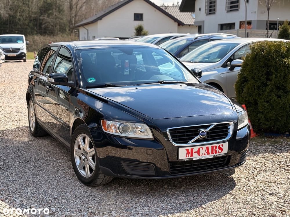 Volvo V50 - 1