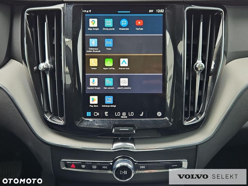 Volvo XC 60 T8 AWD Plug-in Hybrid Plus Dark - 17