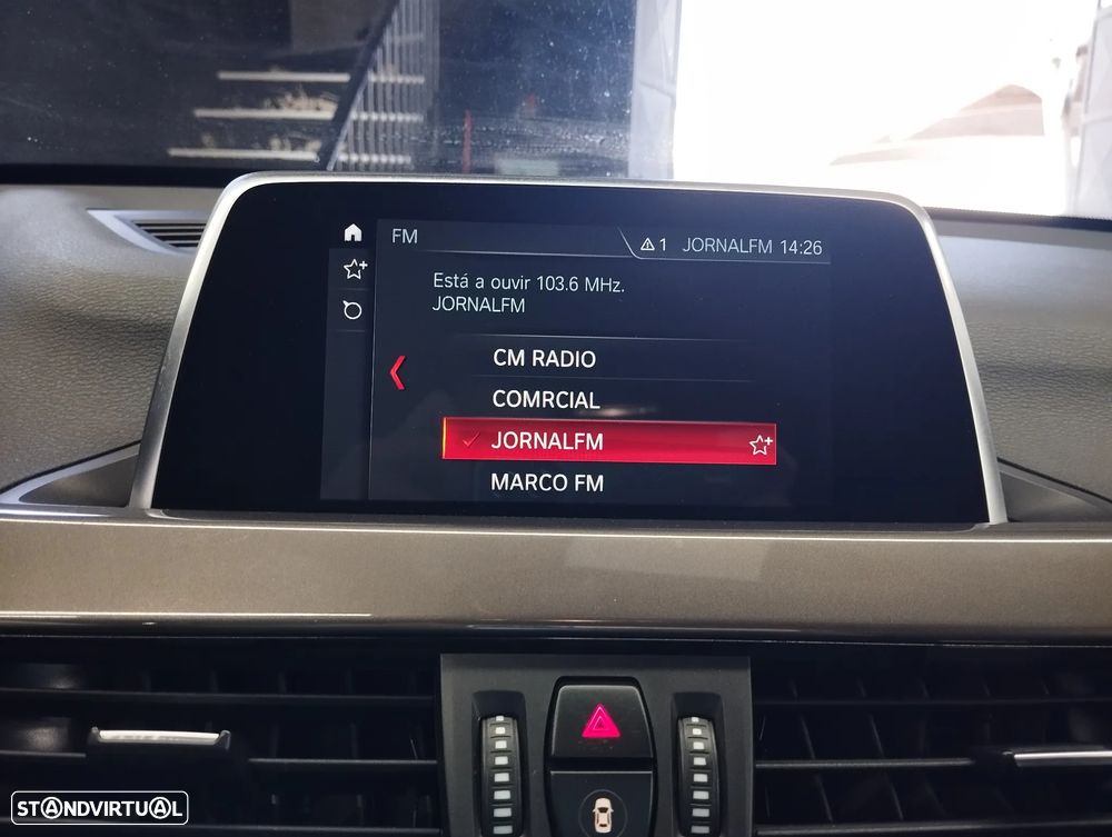 BMW X1 16 d sDrive Auto xLine - 35