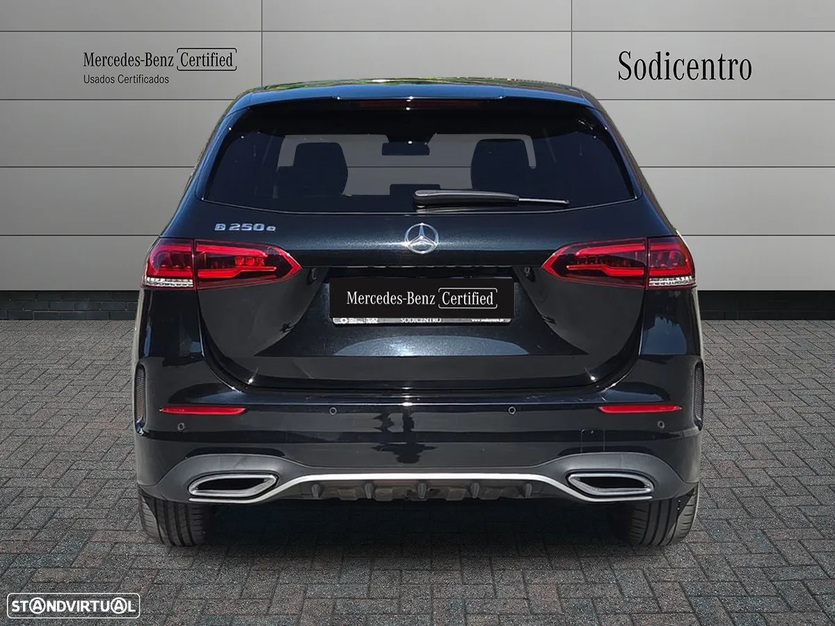 Mercedes-Benz B 250 e AMG Line - 8