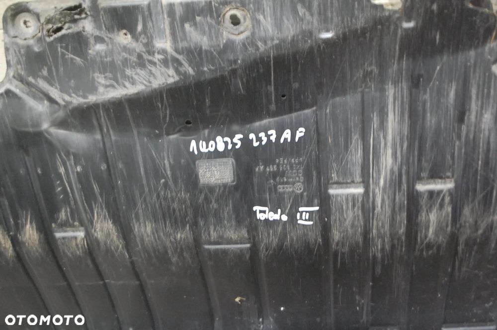 OSŁONA POD SILNIK 1K0825237AF SEAT ALTEA 1.9 TDI TOLEDO III AUDI A3 8P VW GOLF V SKODA OCTAVIA II - 2